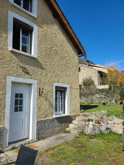 Maison Au Calme Avec Vue Sur Montagne Ornolac-Ussat-les-Bains